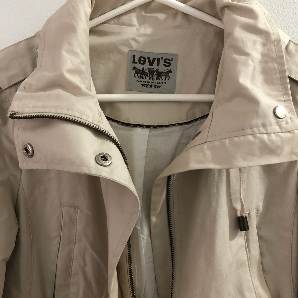 Levis Spring Jacket - Picture 2 of 6